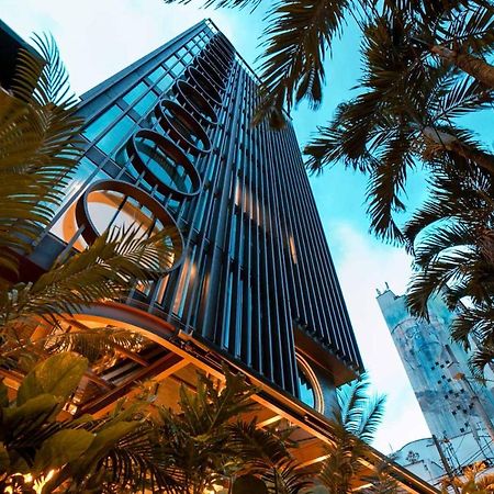 Hotel Marquee 메딜린 외부 사진 The Standard, Bangkok