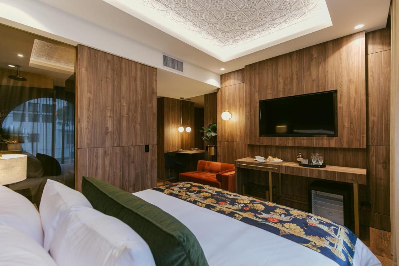Hotel Marquee 메딜린 외부 사진 Deluxe Suite