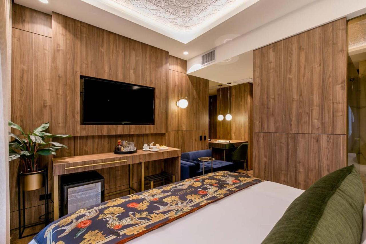 Hotel Marquee 메딜린 외부 사진 Deluxe Room