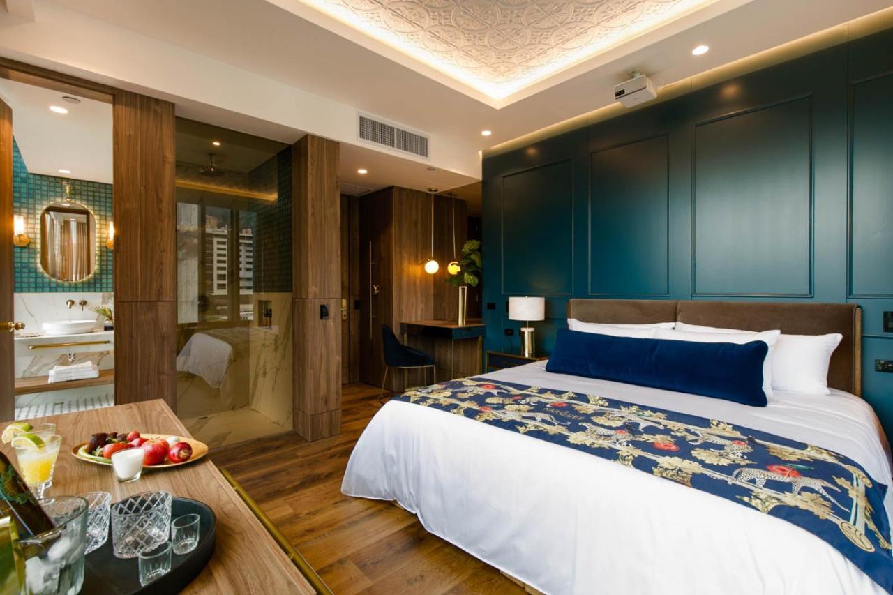 Hotel Marquee 메딜린 외부 사진 Deluxe Room