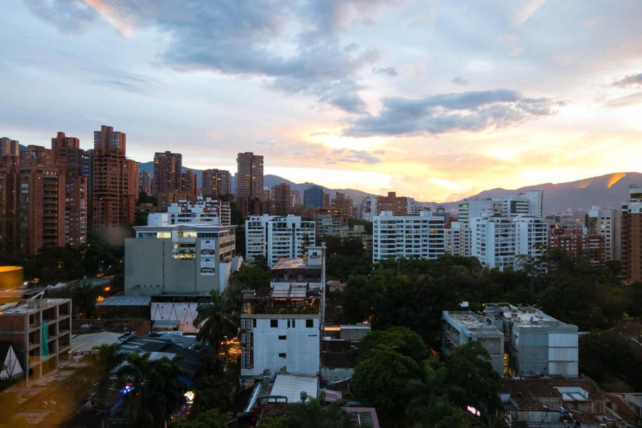 Hotel Marquee 메딜린 외부 사진 View of El Cafetal